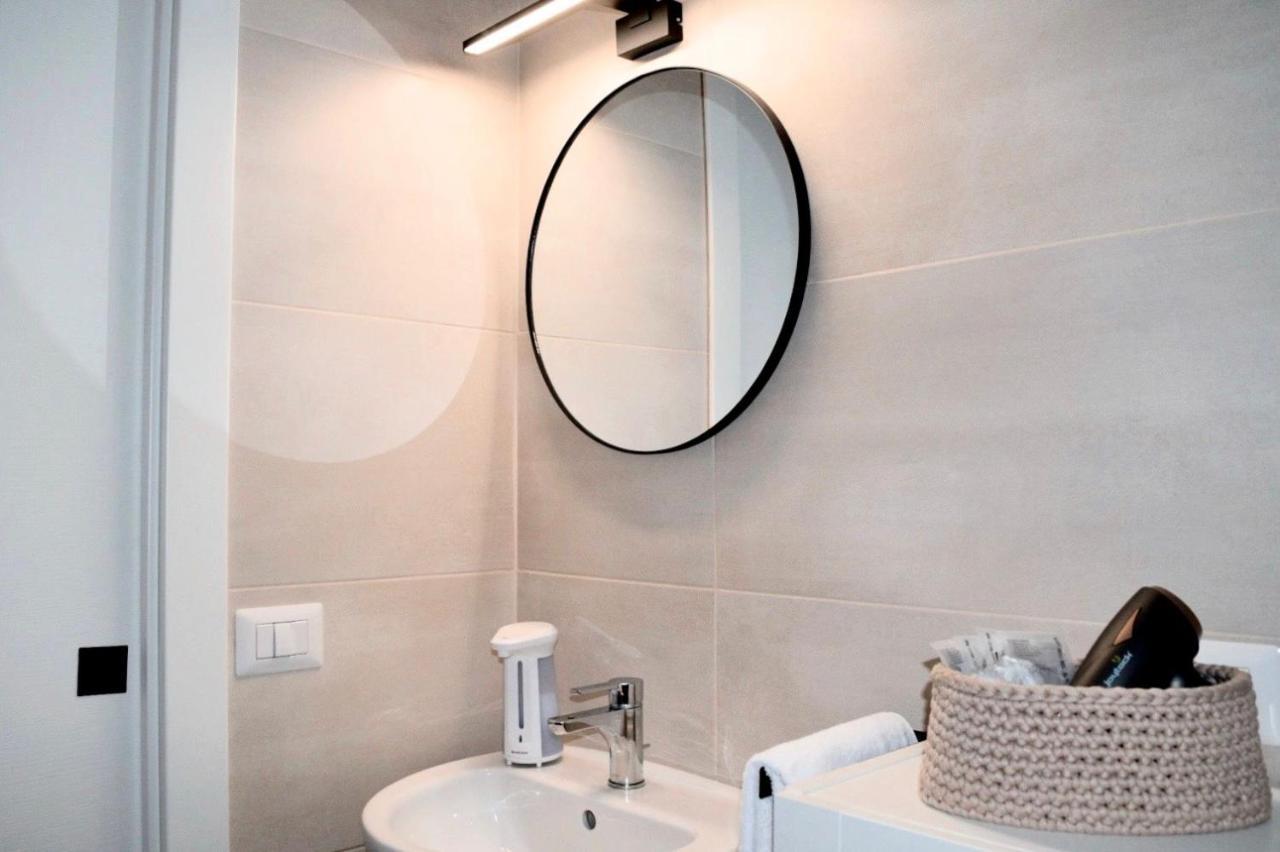 Guest House Domus Gratia Russo Rome Exterior photo
